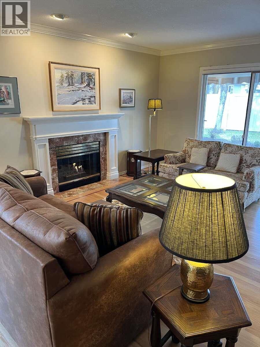 #11 860 Lanfranco Road - 21