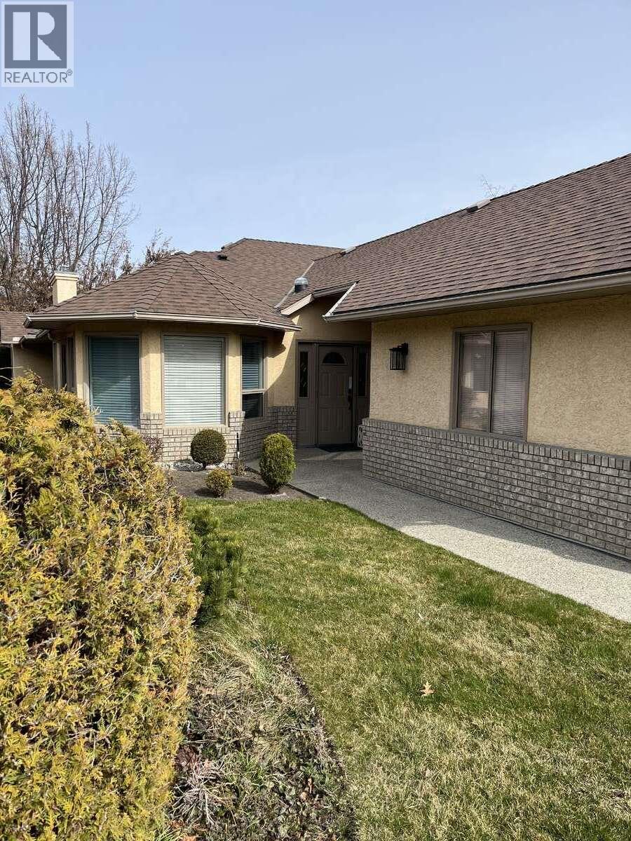 #11 860 Lanfranco Road - 2