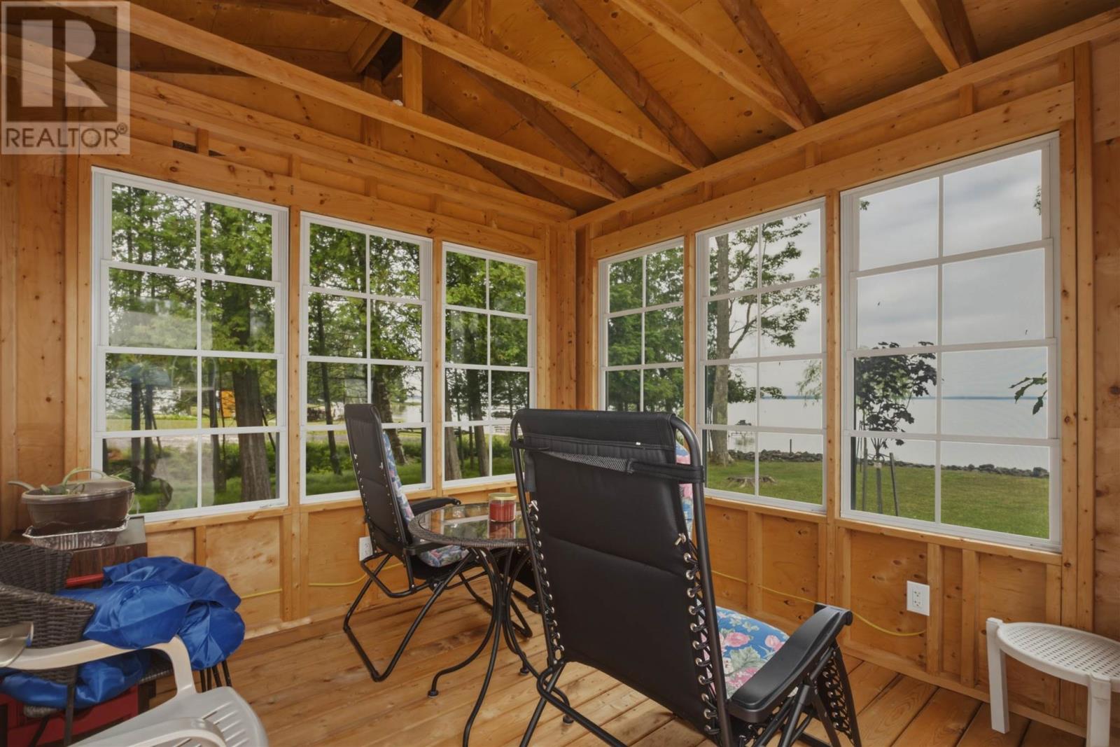 2761 Hawdon DR - 33