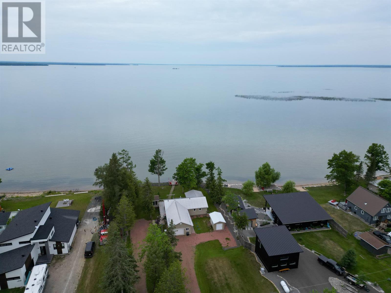 2761 Hawdon DR - 38