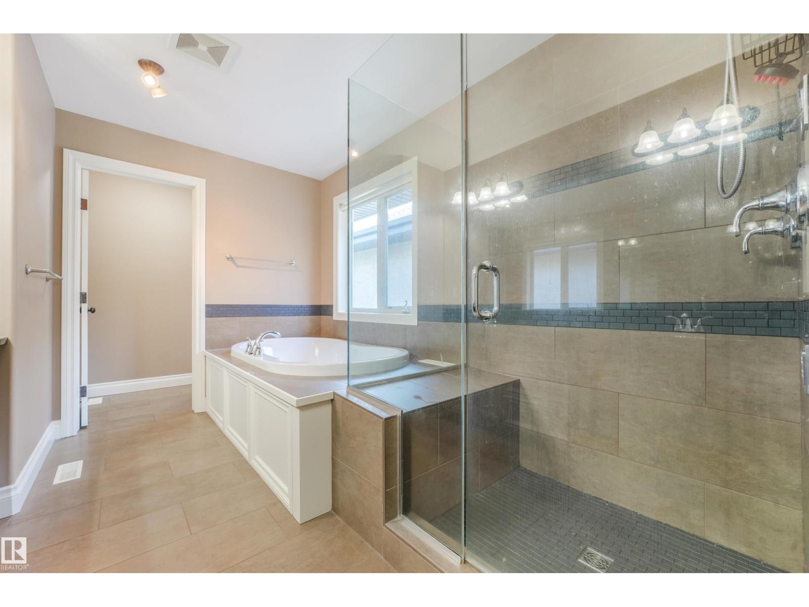1231 TREDGER CT NW - 43