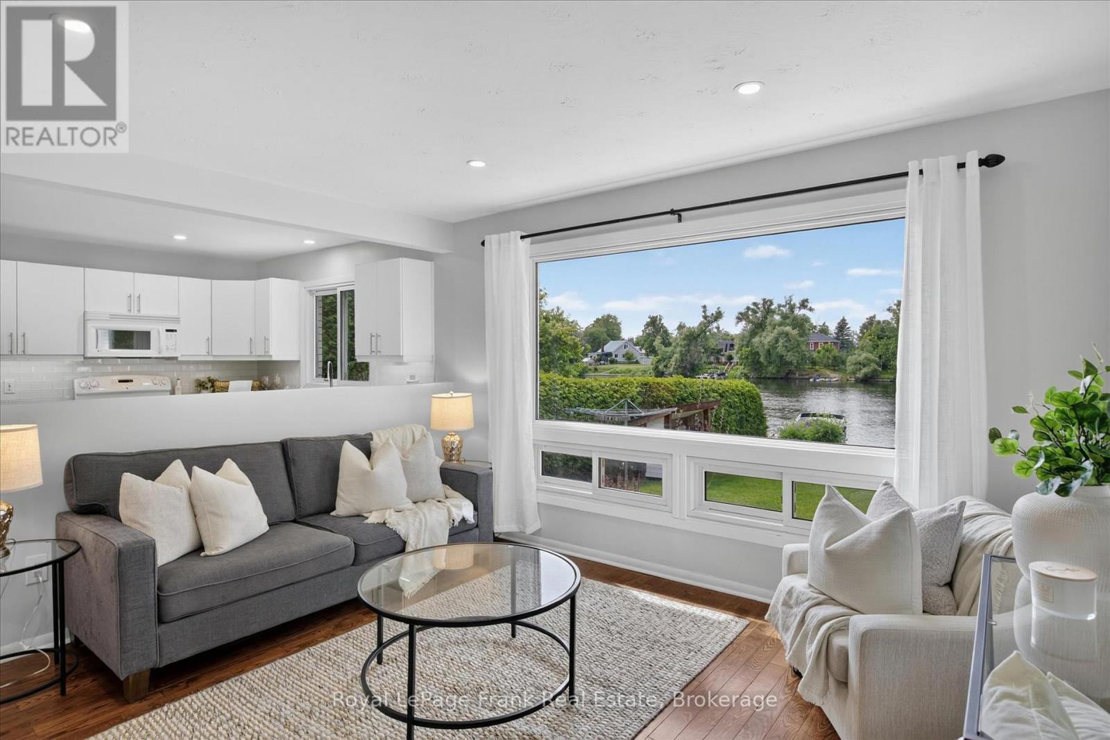 314 SHERIN AVENUE - 10