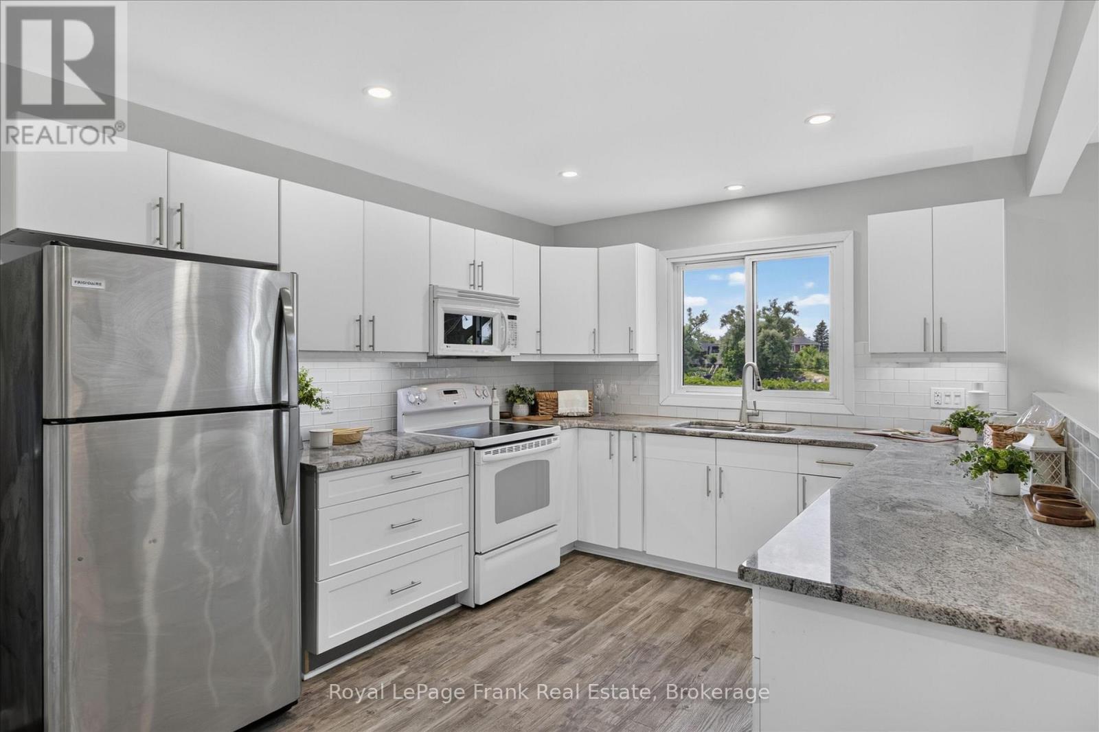 314 SHERIN AVENUE - 15