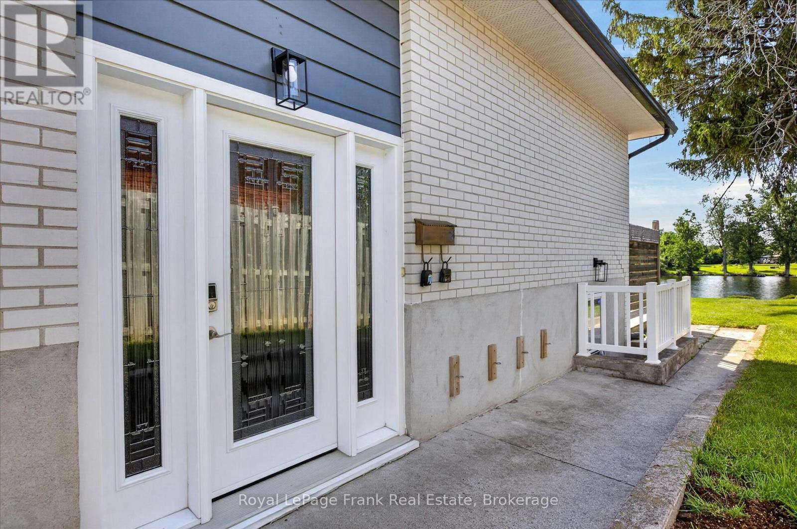 314 SHERIN AVENUE - 7