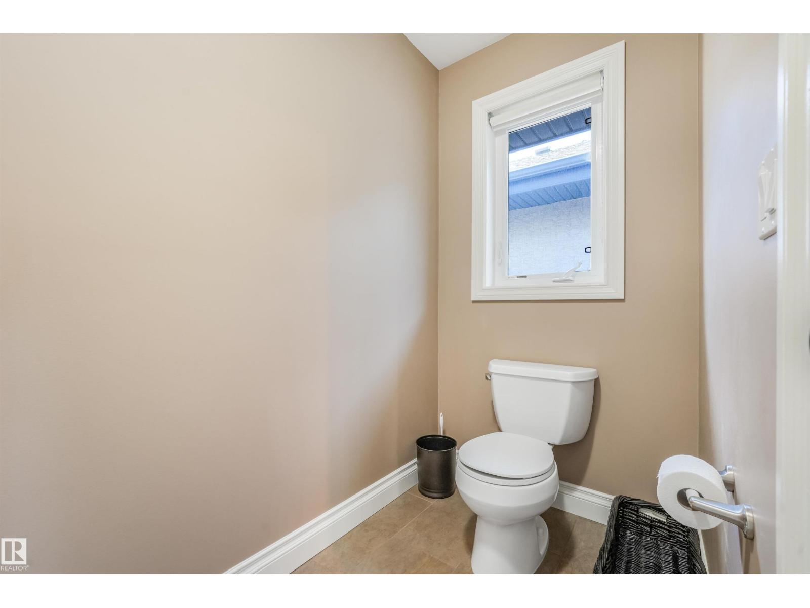 1231 TREDGER CT NW - 44