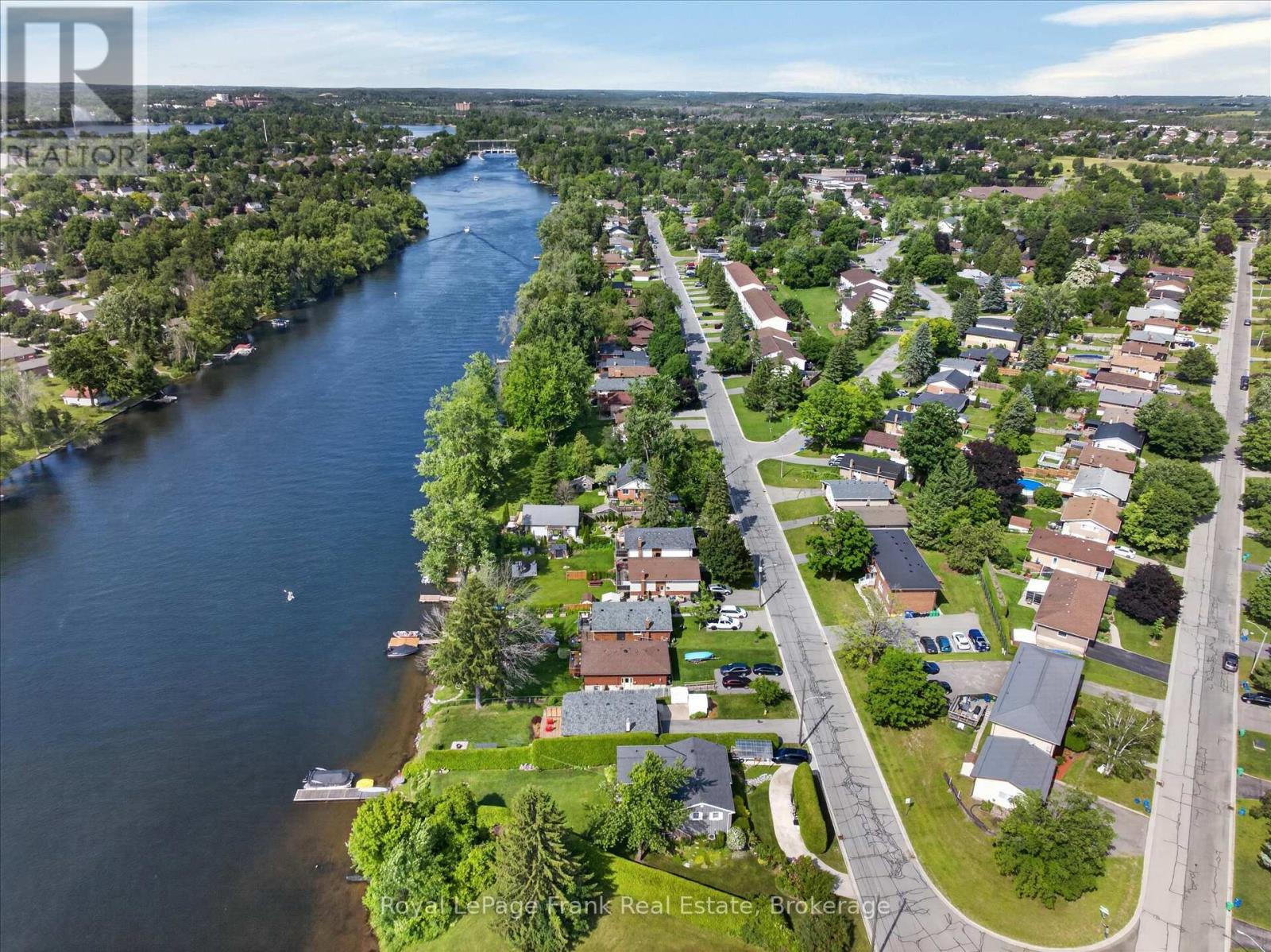 314 SHERIN AVENUE - 42