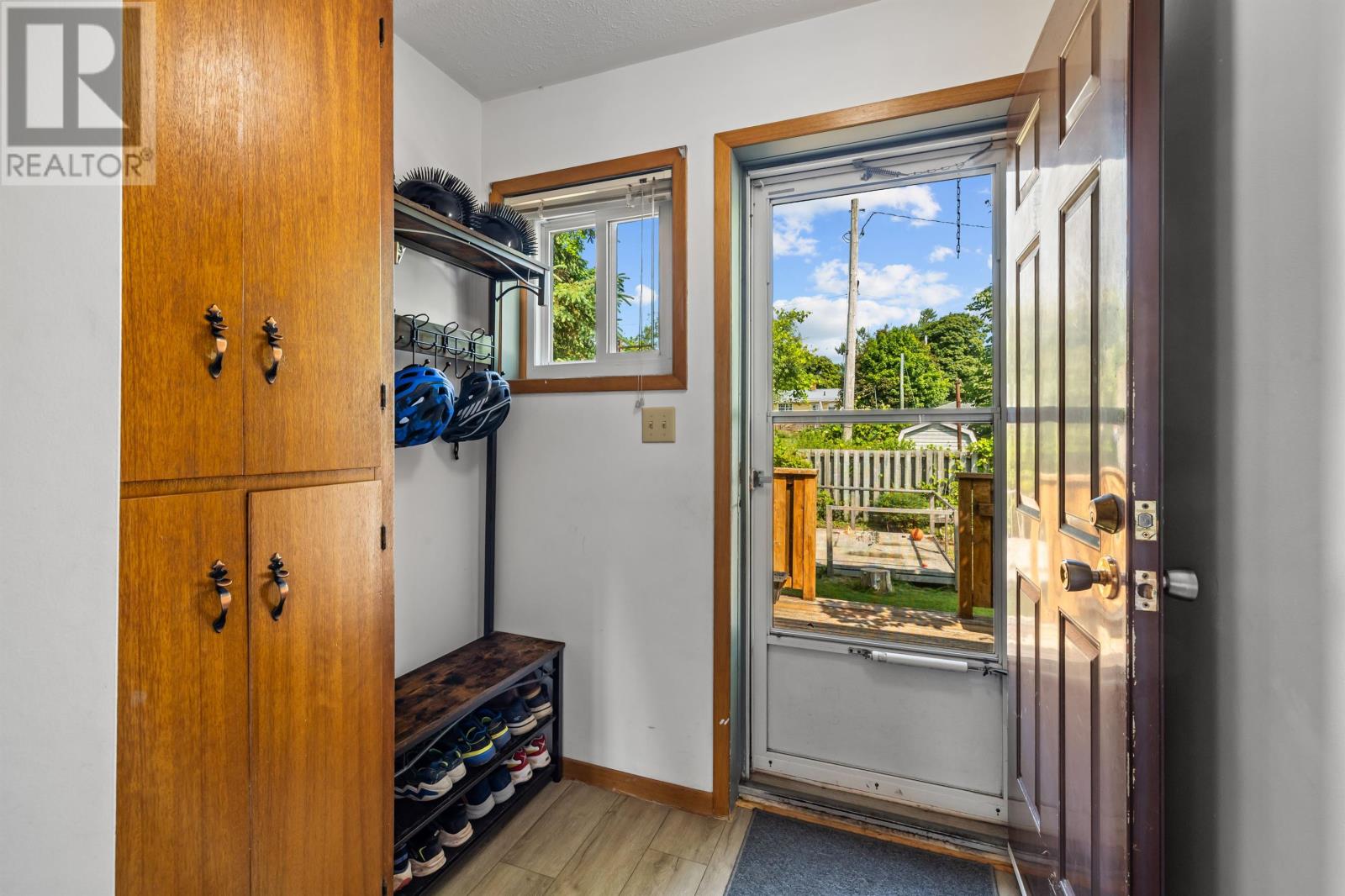 21 KIRKWOOD Drive - 20