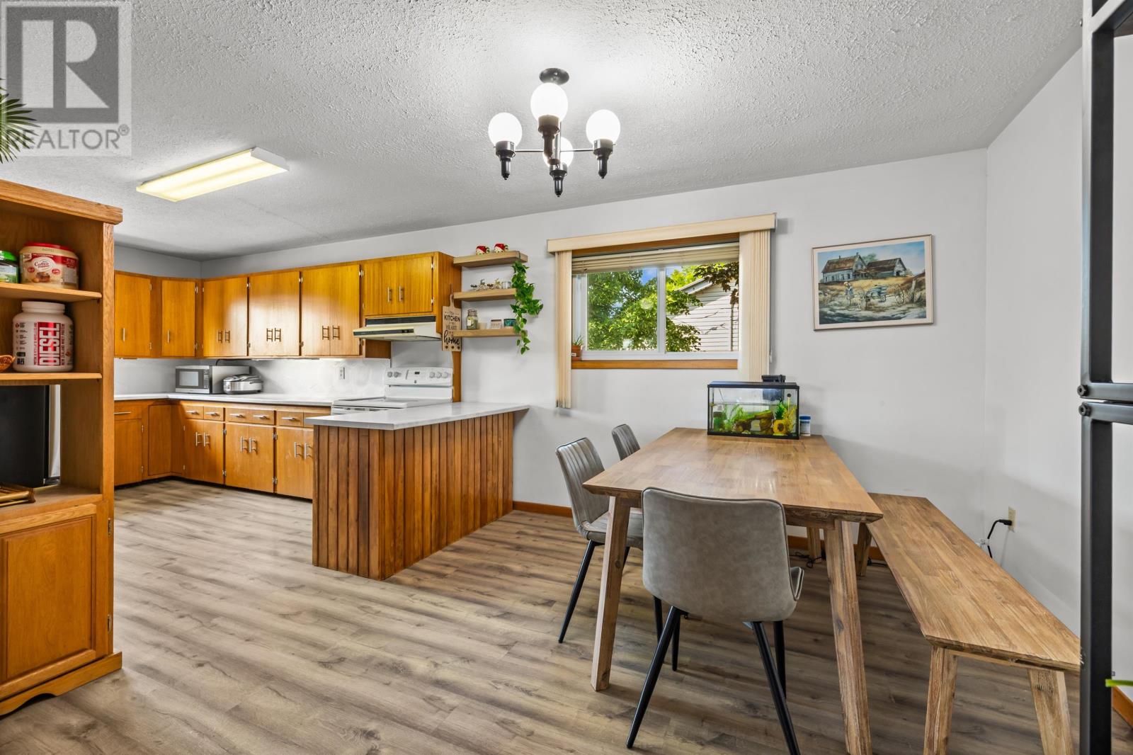 21 KIRKWOOD Drive - 5