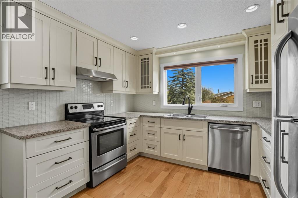 108 Falchurch Crescent NE - 7