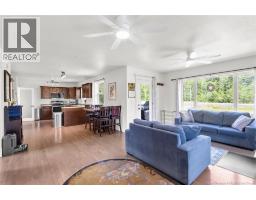 Living room - 2405 620 Route, Royal Road, NB E3A6N6 Photo 10