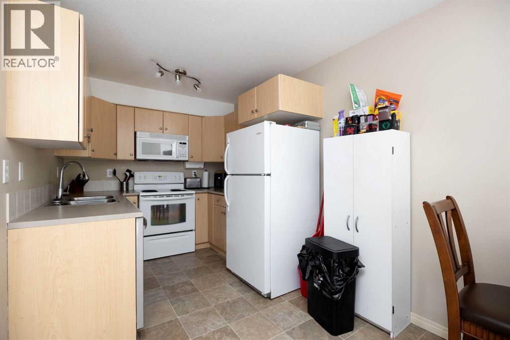 #2112 200 Lougheed Drive - 10