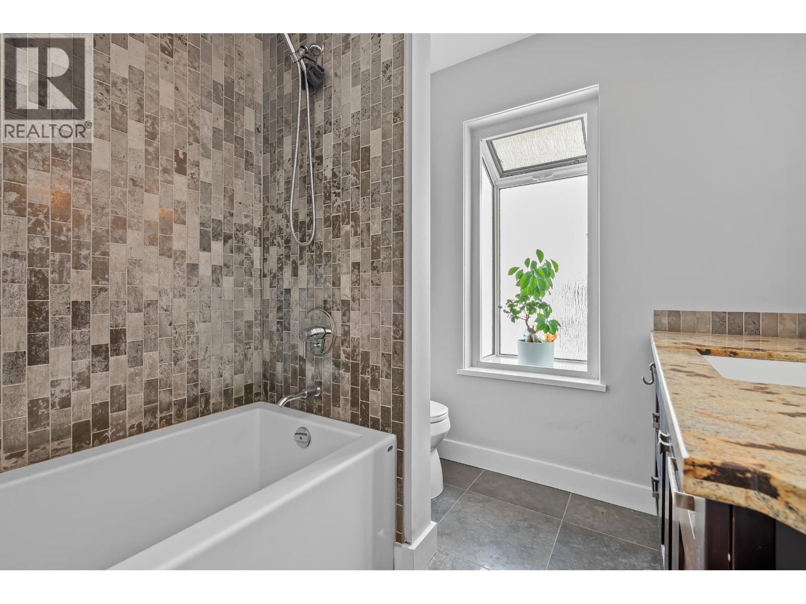 7965 BURNFIELD CRESCENT, Burnaby
