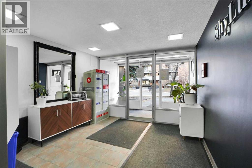 #204 1111 15 Avenue SW - 31