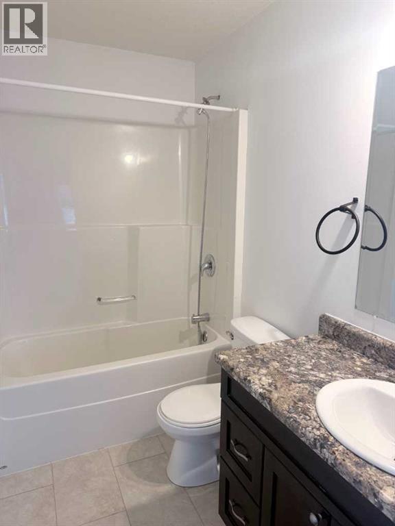 9636 100 Avenue - 6