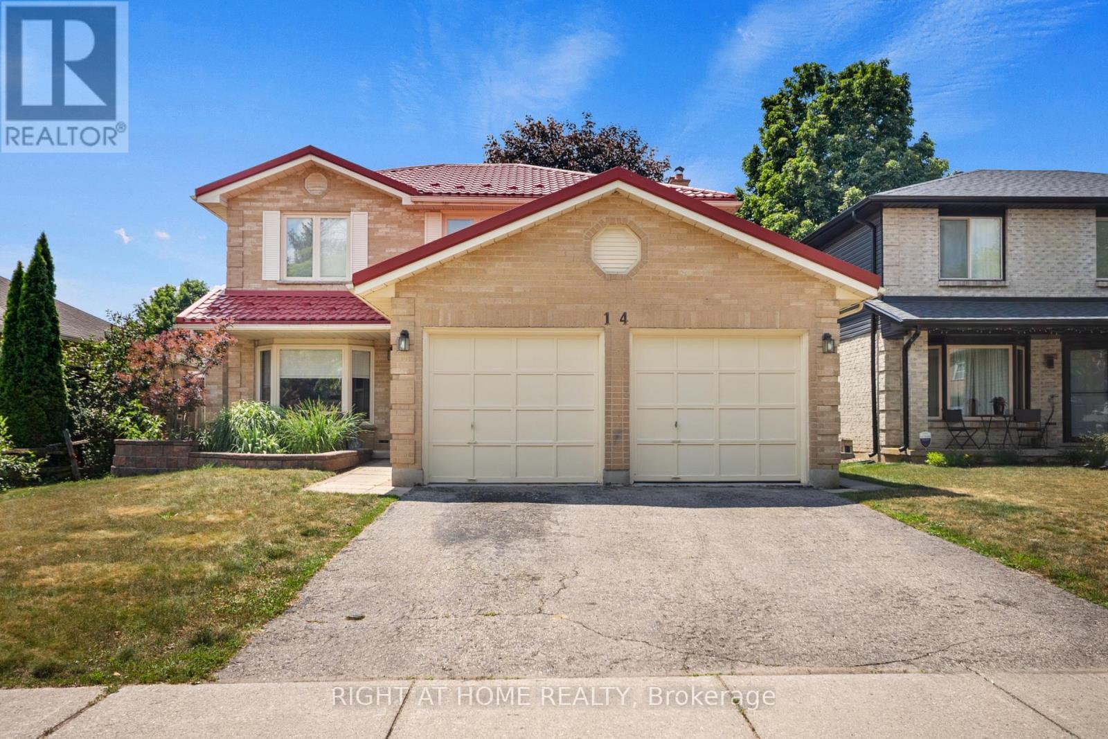 14 DUNCAN CRESCENT - 2