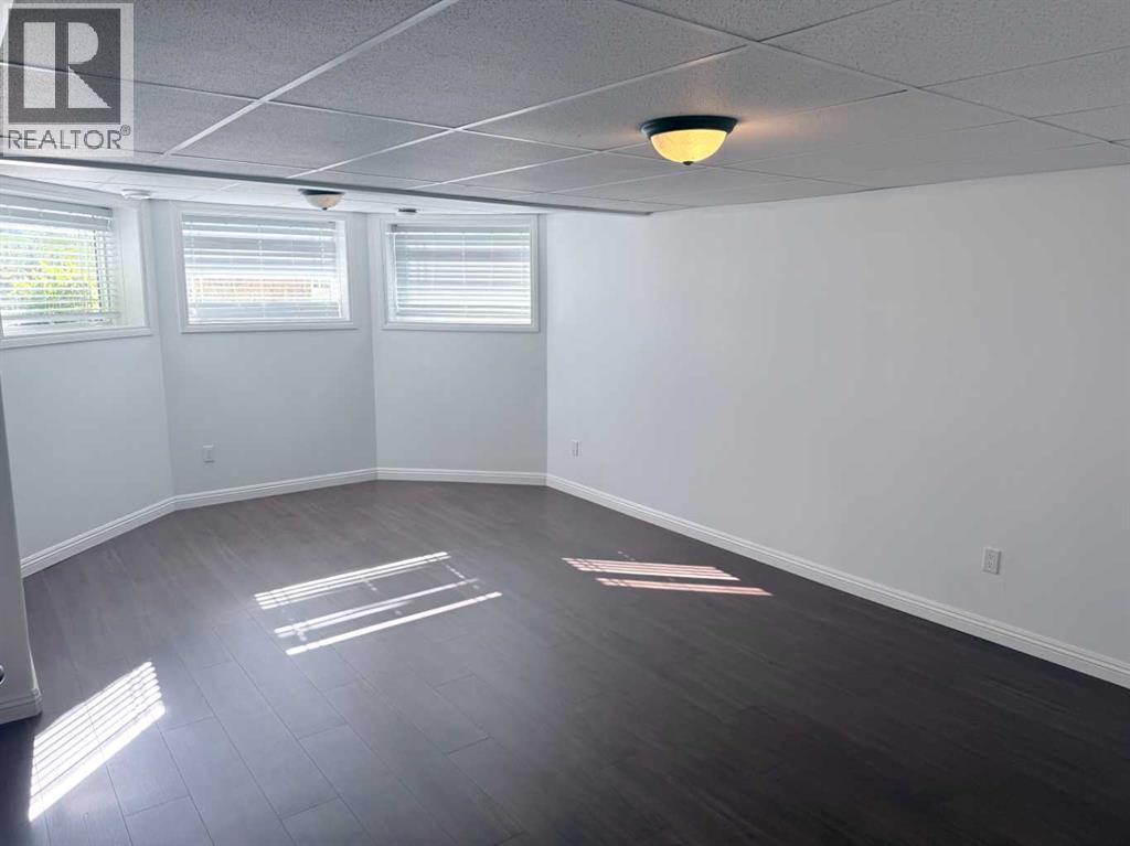 9636 100 Avenue - 12