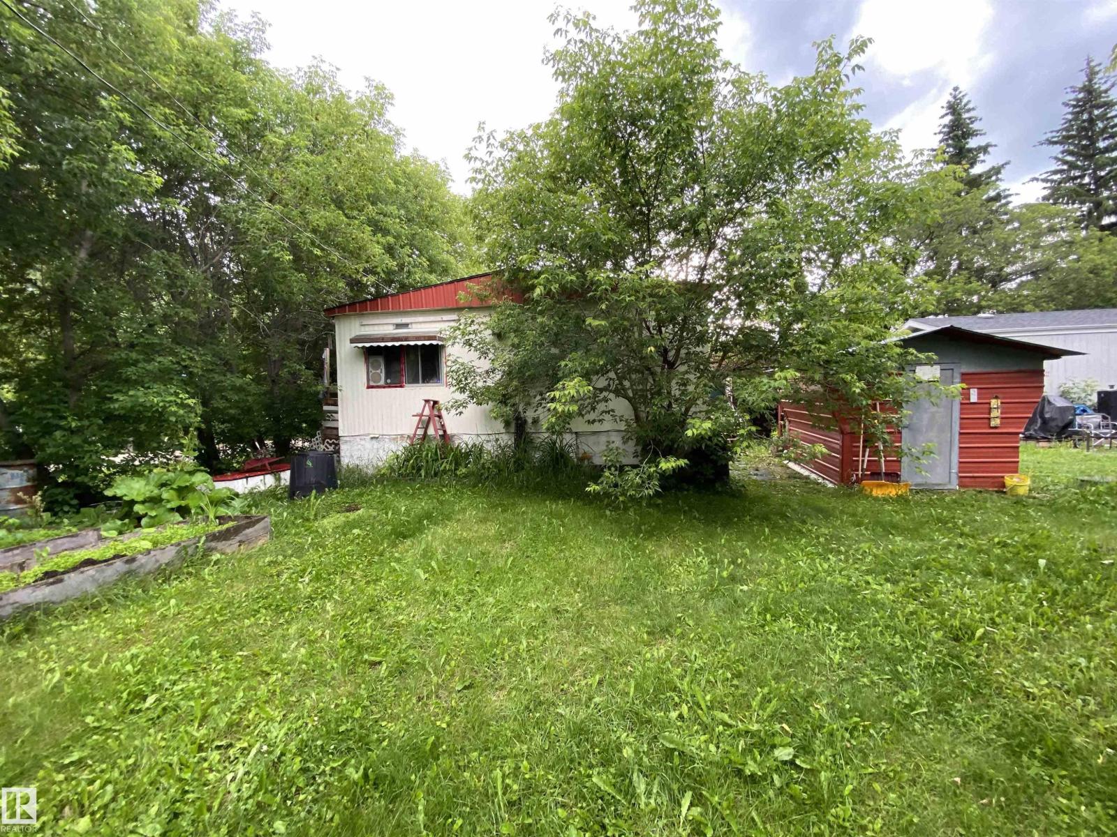 4901 51 ST - 26