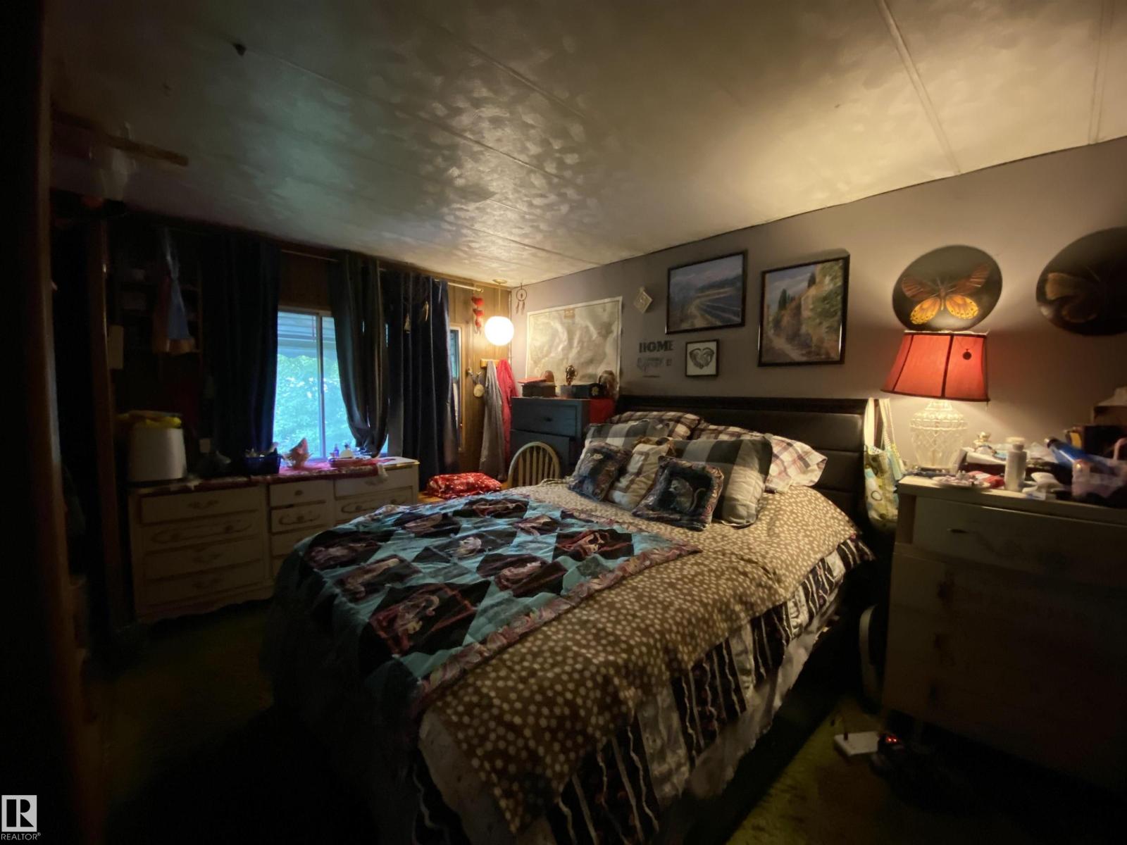 4901 51 ST - 18
