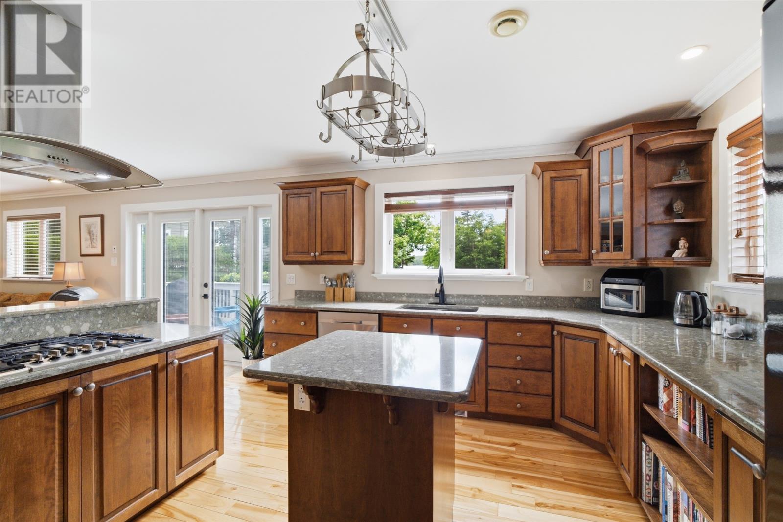 154 Three Island Pond Road - 14