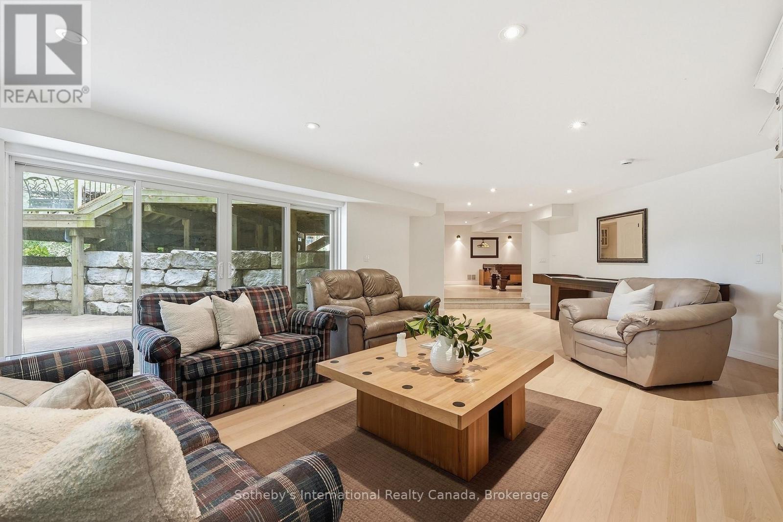 265 WEST RIVER ROAD - 26