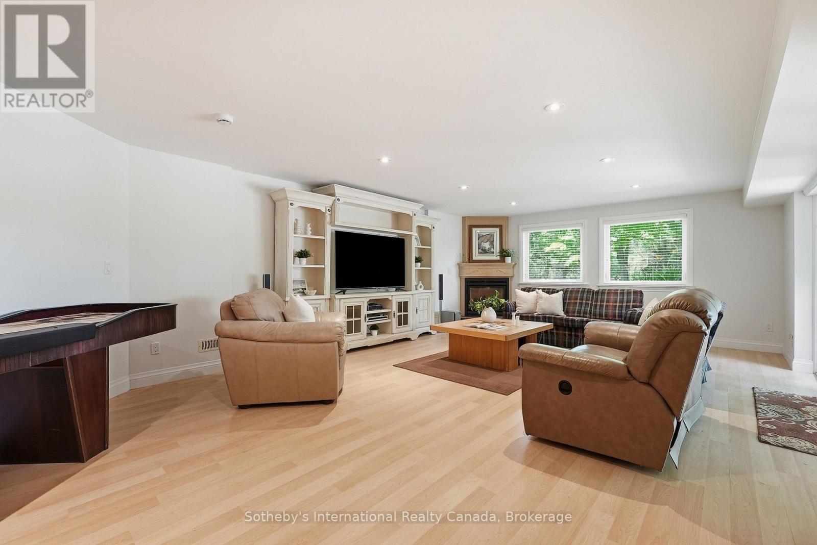 265 WEST RIVER ROAD - 25