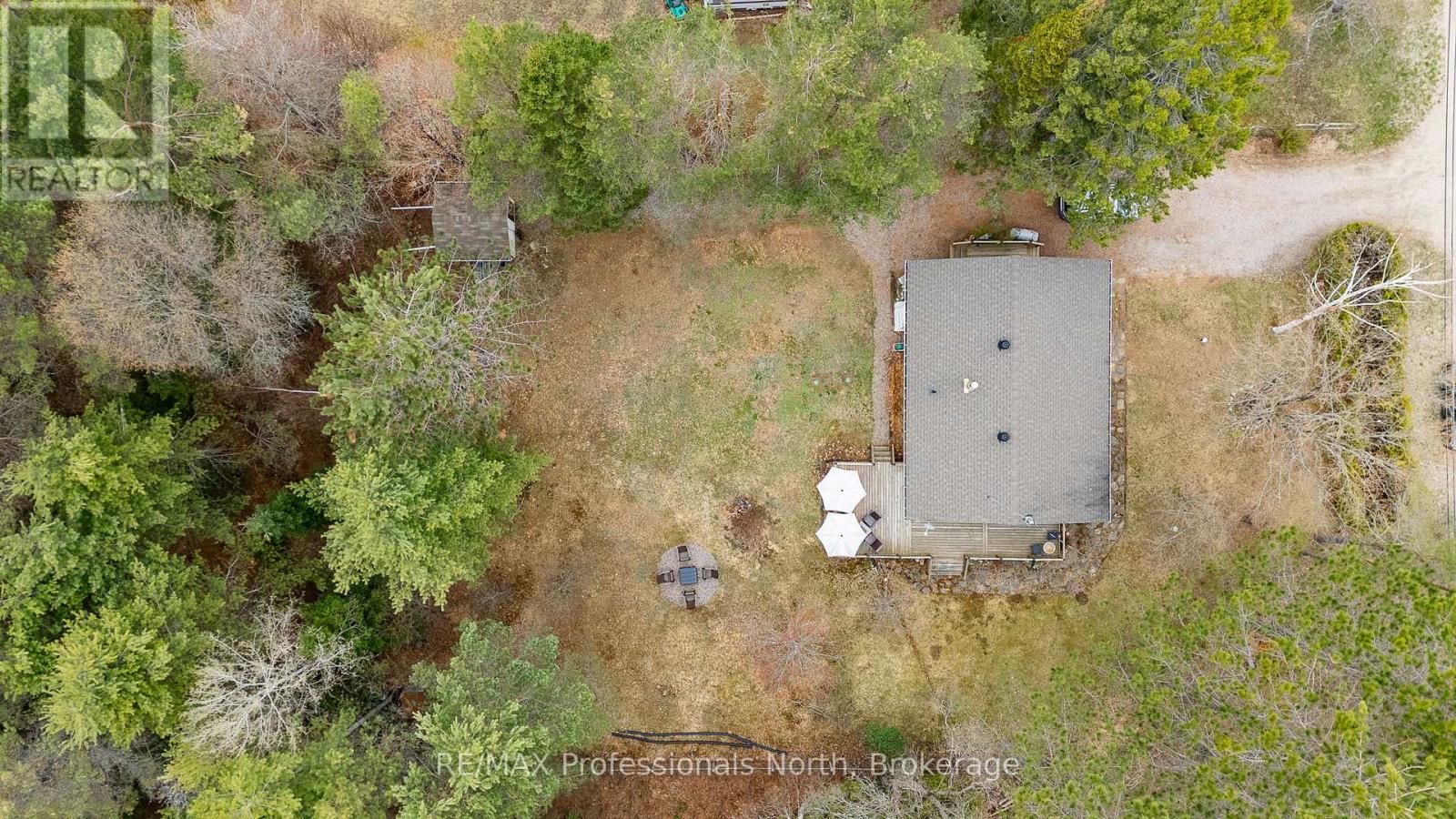 2195 LOOP ROAD - 42
