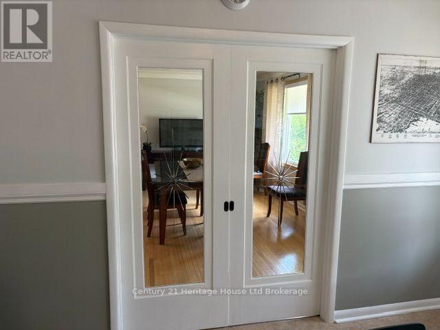 256 MARKWELL STREET - 11