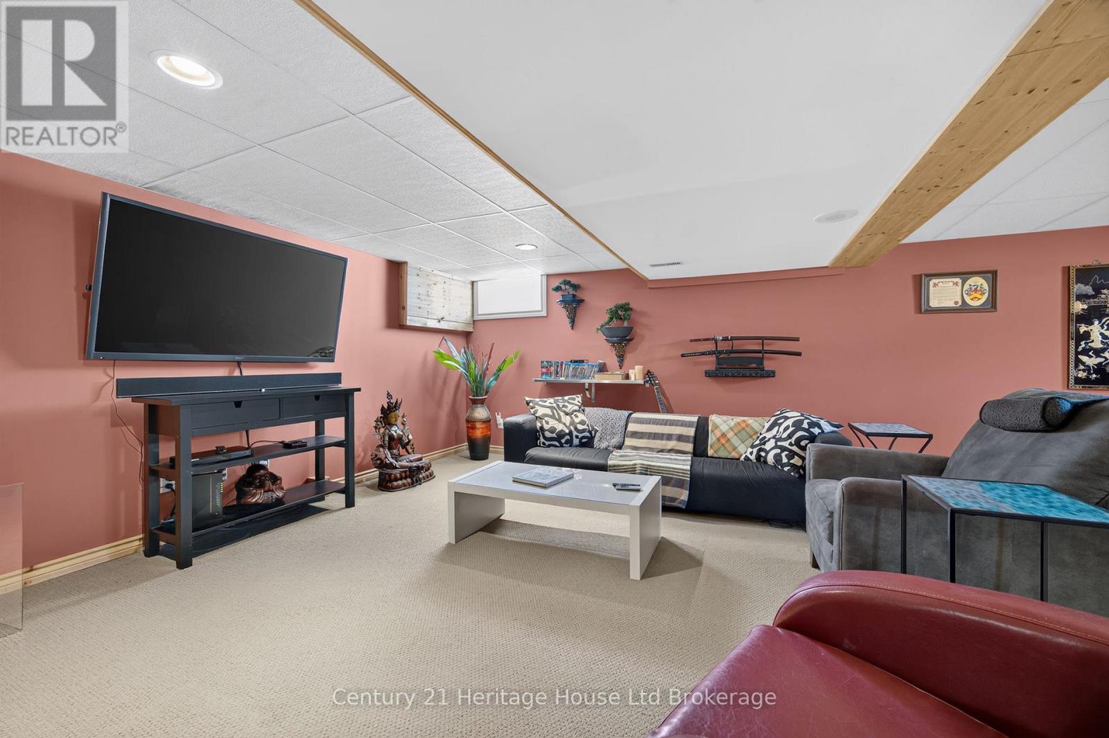 256 MARKWELL STREET - 21