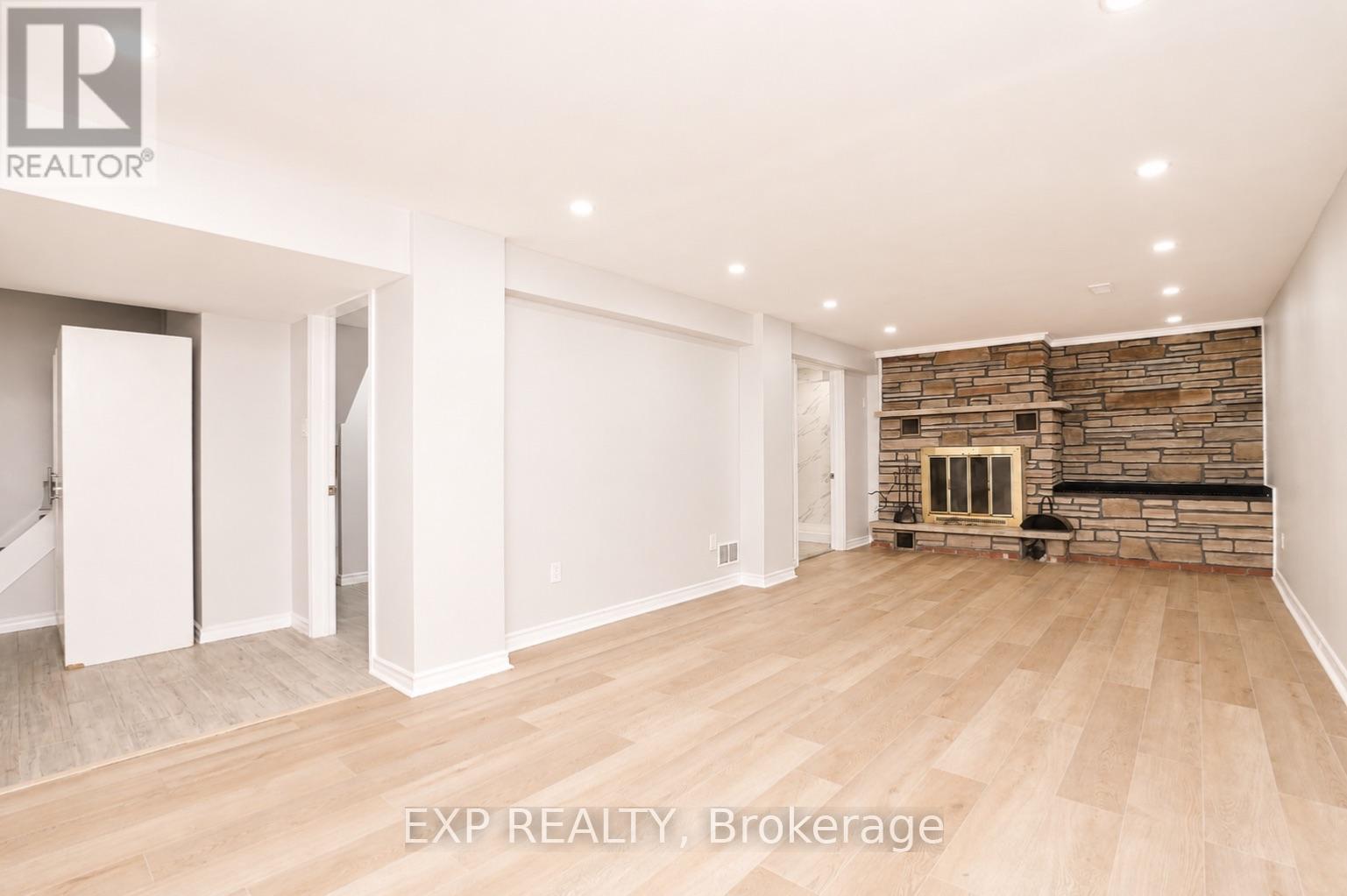1202 SUN VALLEY COURT - 26