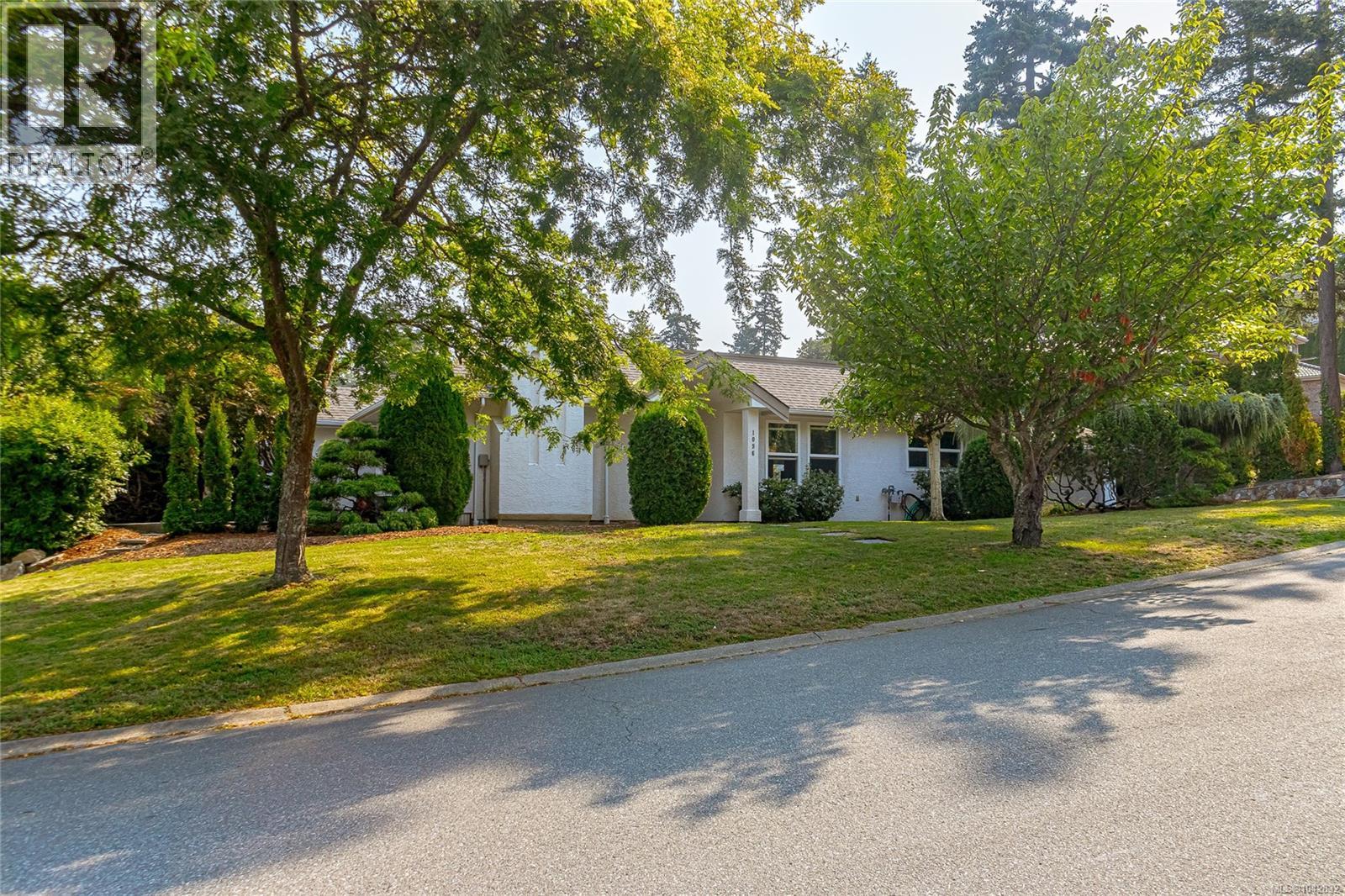 1096 Valewood Trail - 3