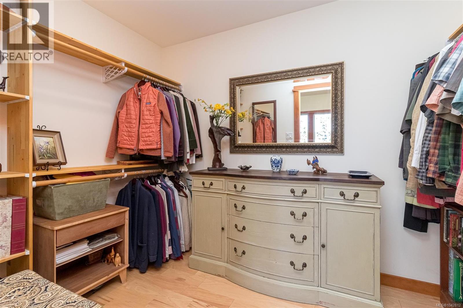 1308 Greenleaf Lane, Sidney Island