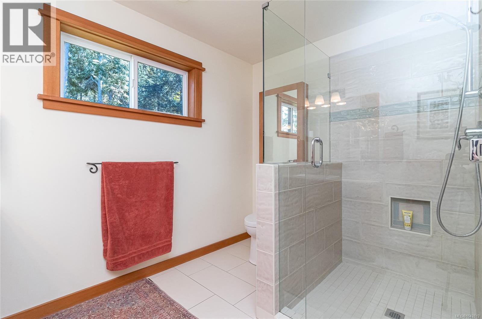  1308 Greenleaf Lane, Sidney Island