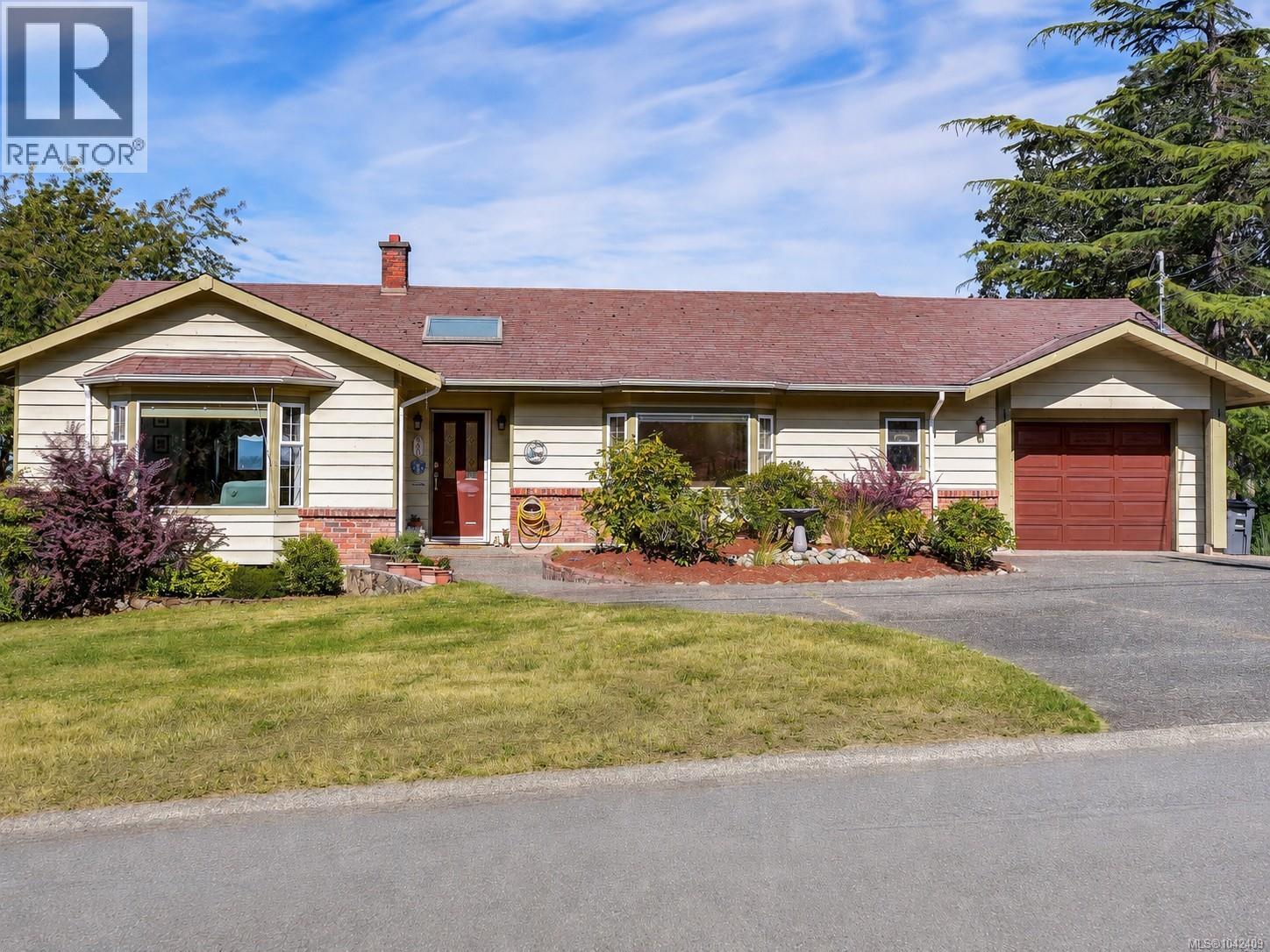 860 Falaise Cres - 29