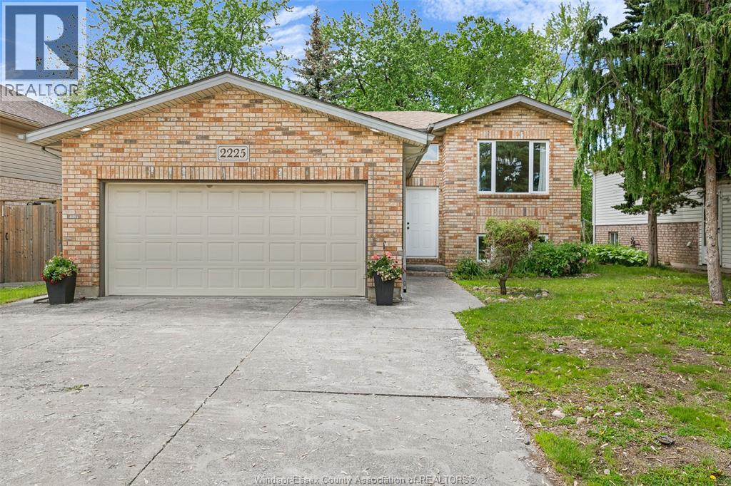 2225 LONGFELLOW AVENUE - 1