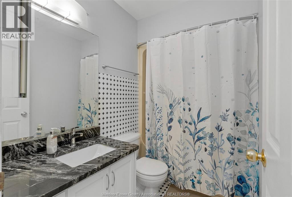 2225 LONGFELLOW AVENUE - 11