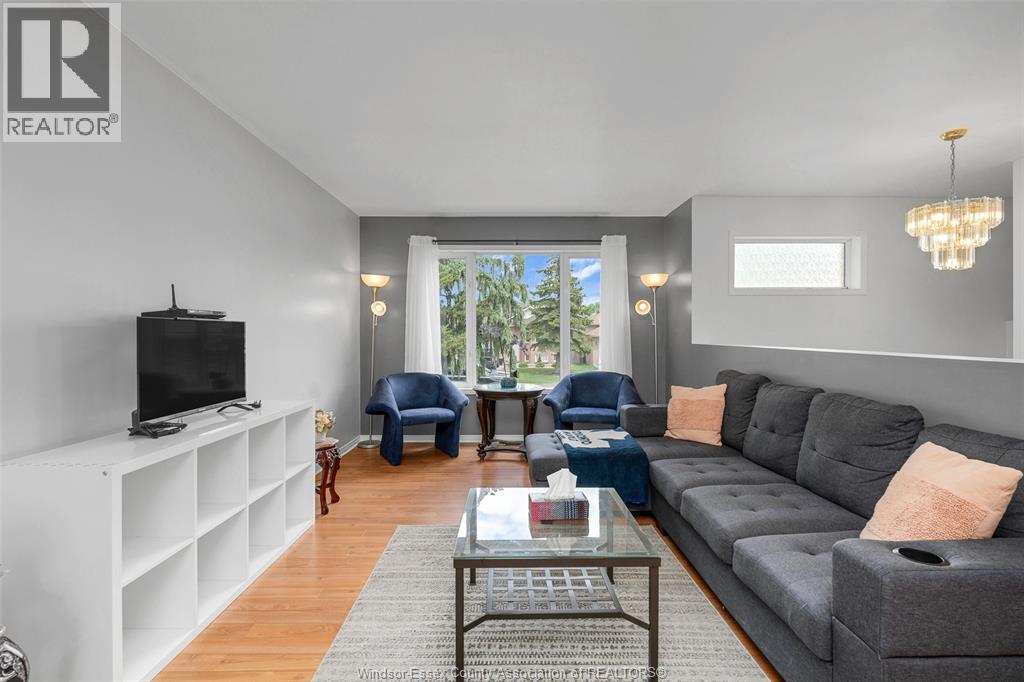2225 LONGFELLOW AVENUE - 2