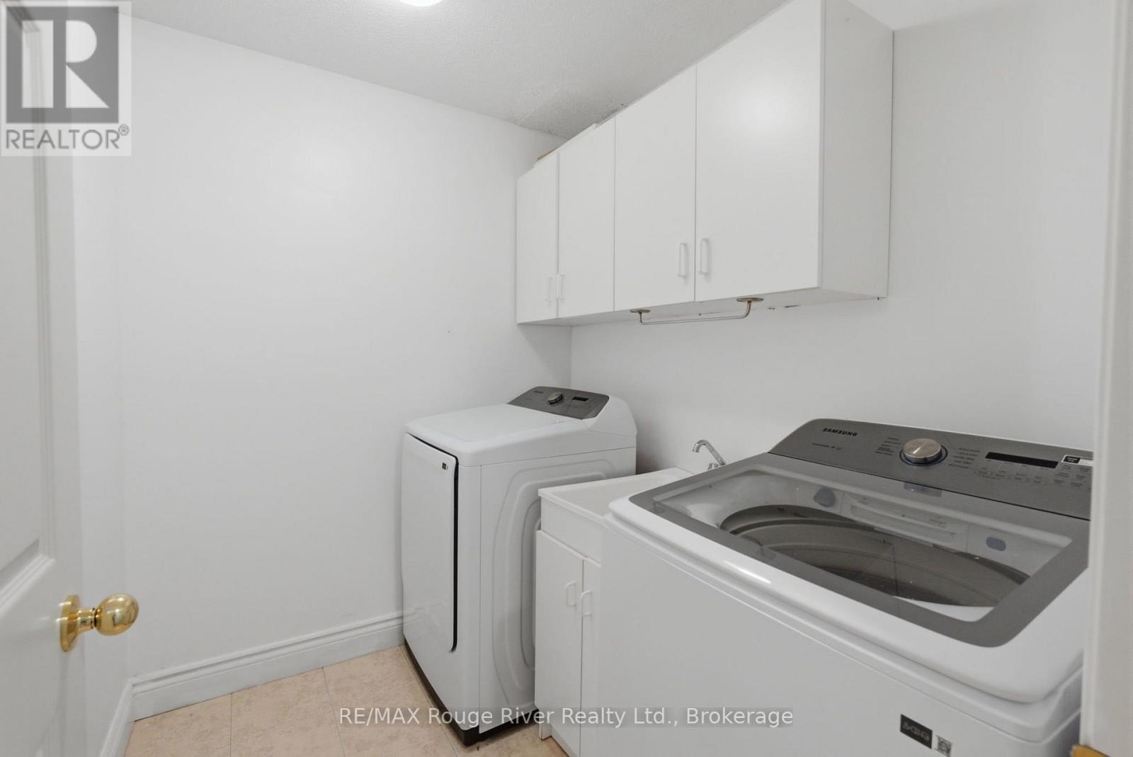 2125 SCOTTSCRAIG DRIVE - Image 35