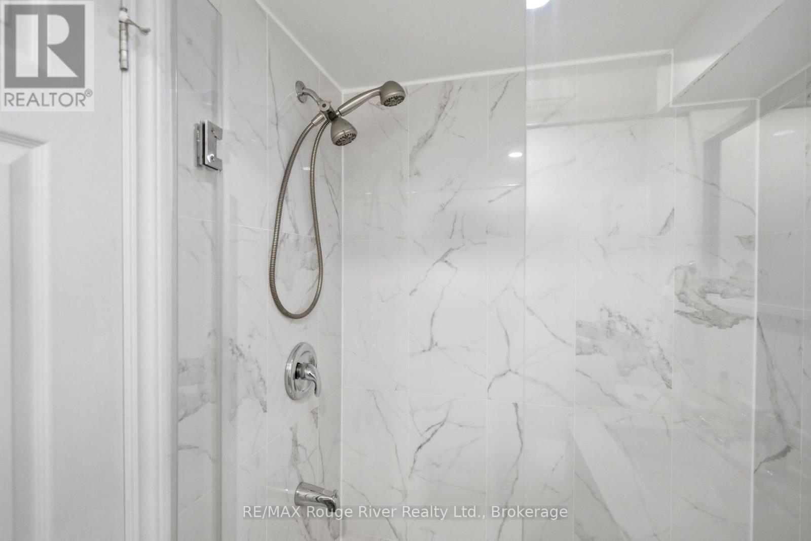 2125 SCOTTSCRAIG DRIVE - Image 37