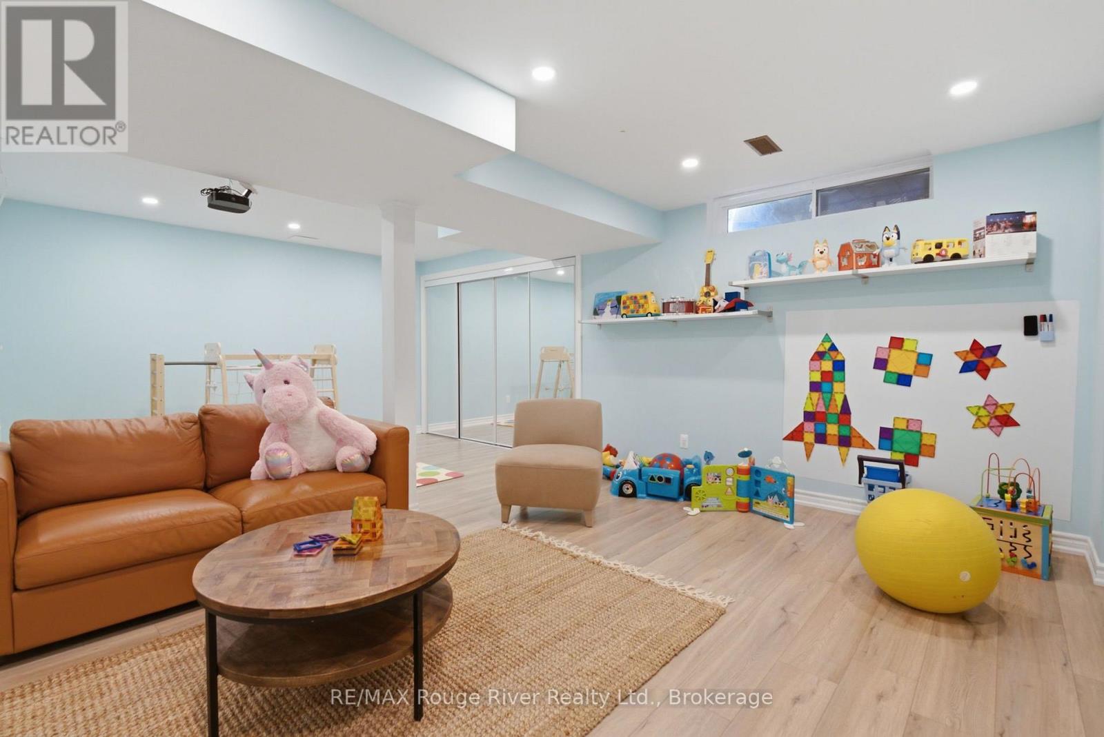 2125 SCOTTSCRAIG DRIVE - Image 39