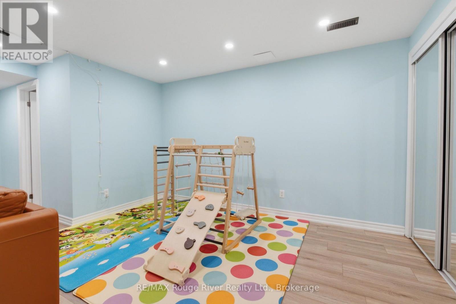 2125 SCOTTSCRAIG DRIVE - Image 41