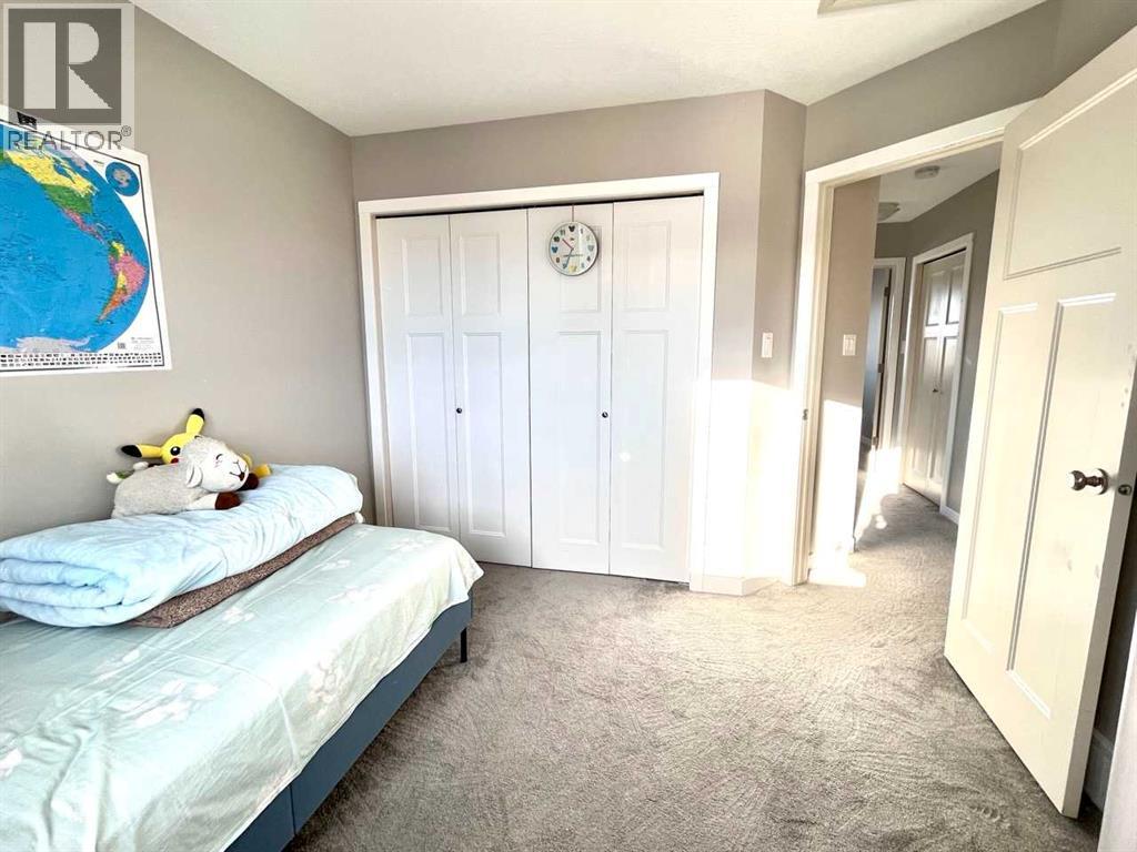 146 Silkstone Road W - 12