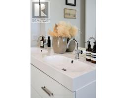 19485 Loyalist Parkway, Prince Edward County, ON K0K1T0 Photo 39