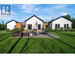 19485 Loyalist Parkway, Prince Edward County, ON K0K1T0 Photo 44