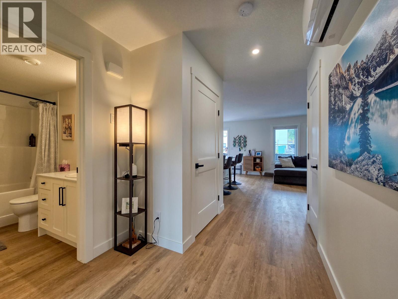 #39 2096 Pine Tree Lane - 35