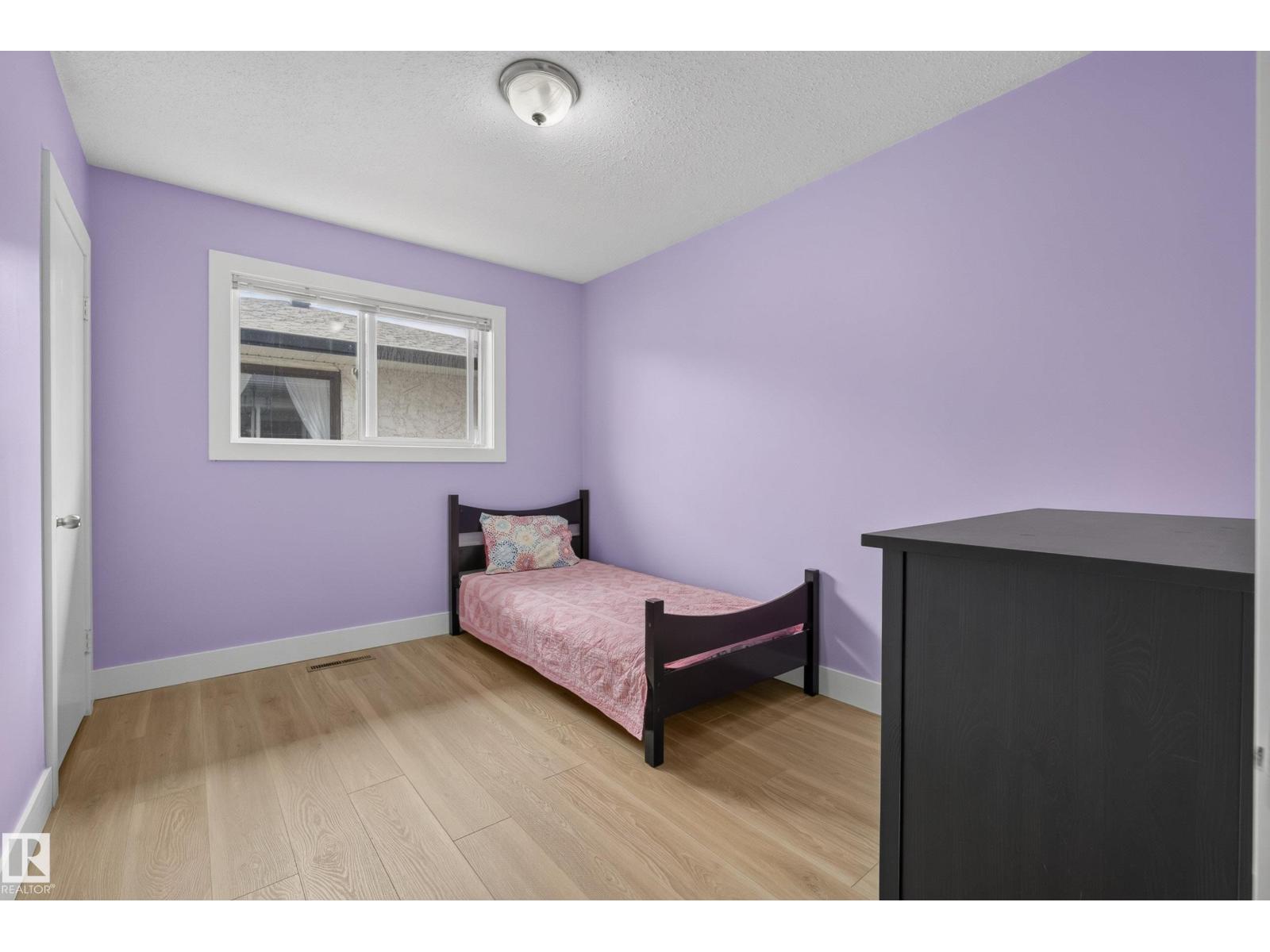 6216 93 AV NW - 22