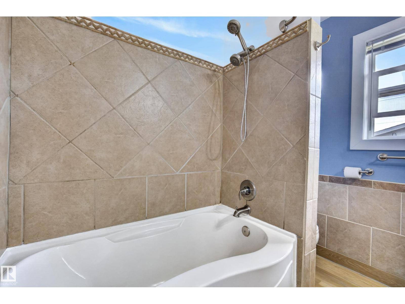 6216 93 AV NW — photo 25