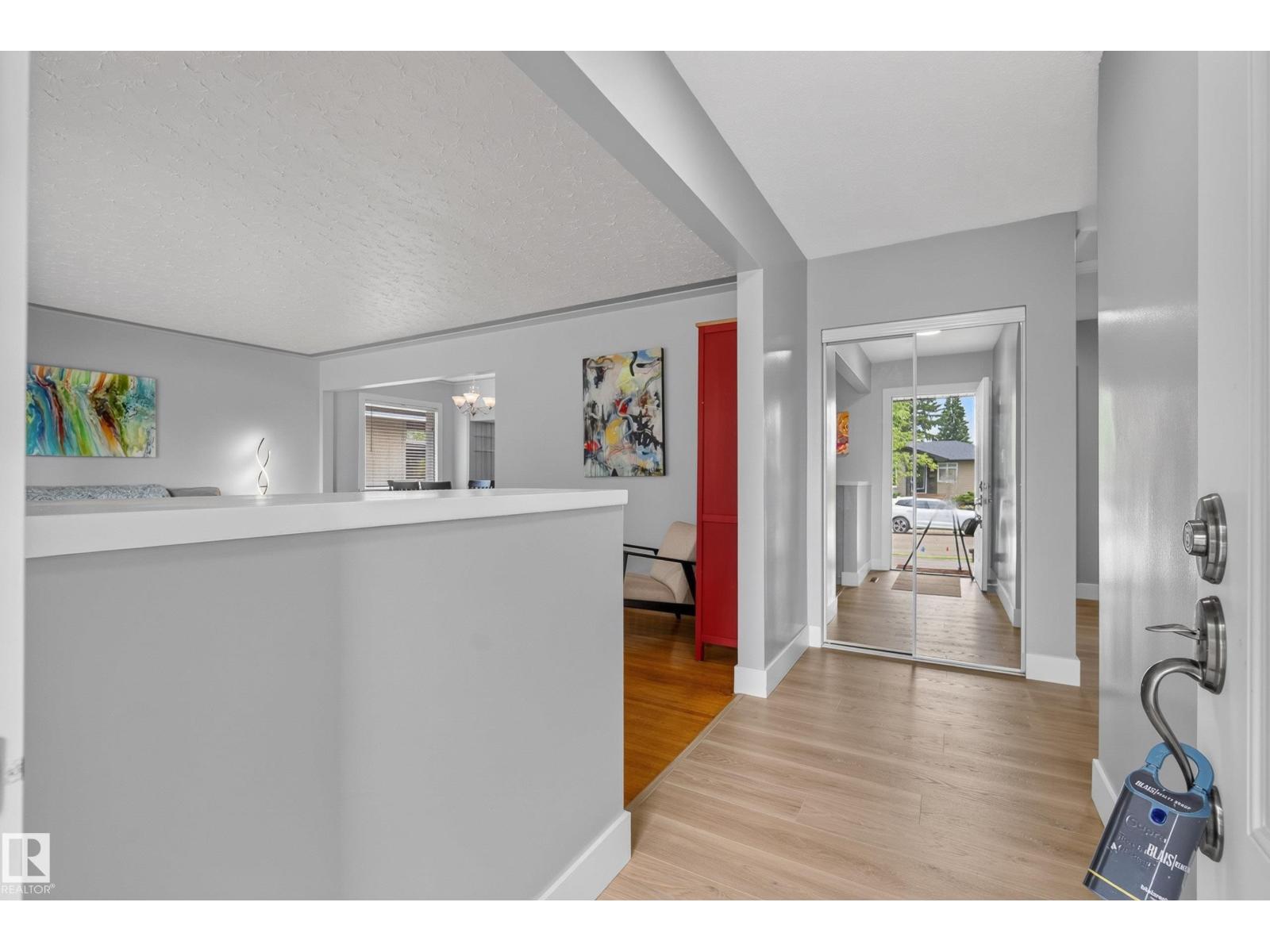 6216 93 AV NW — photo 6