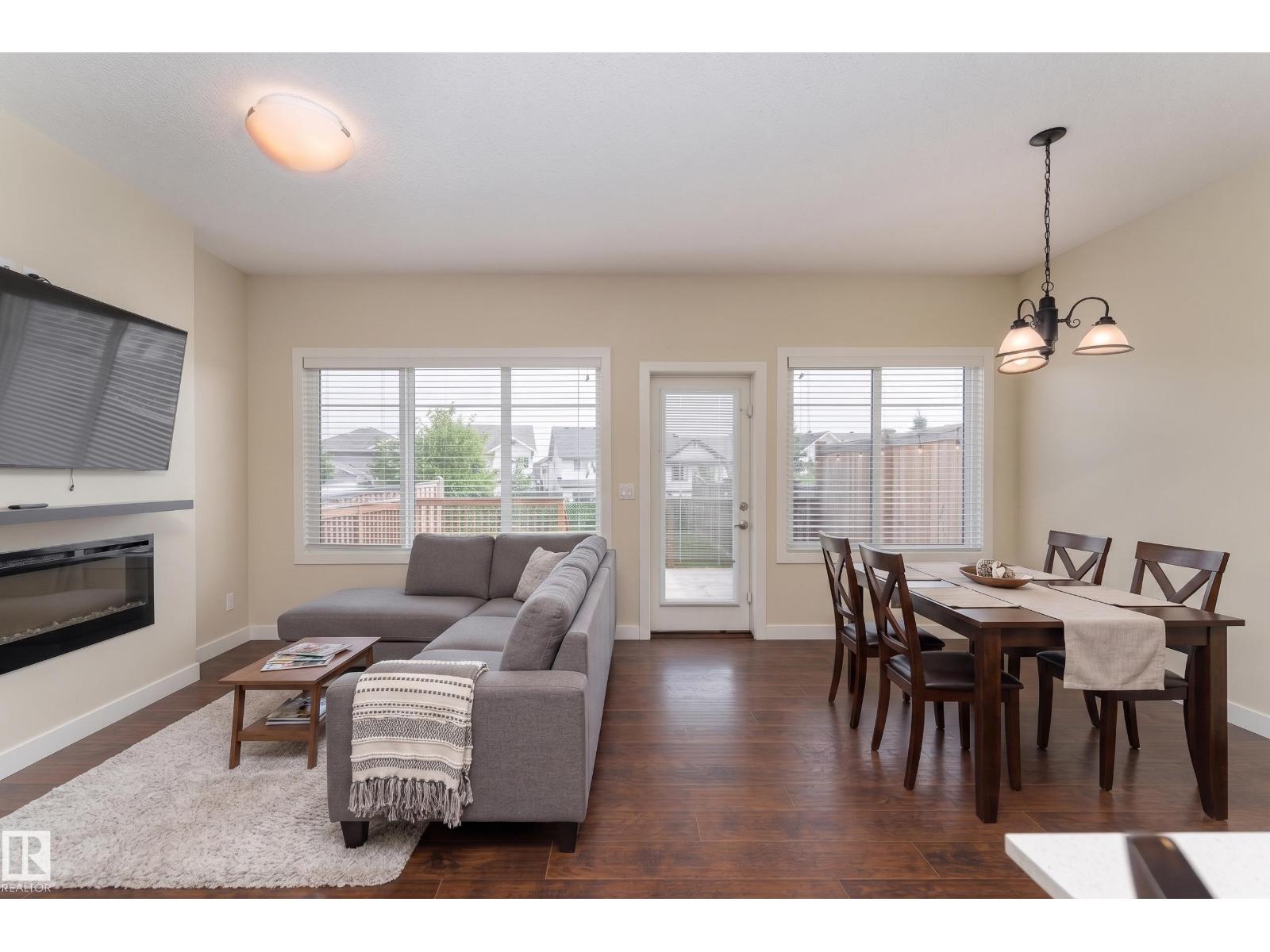 8589 CUSHING PL SW - 8