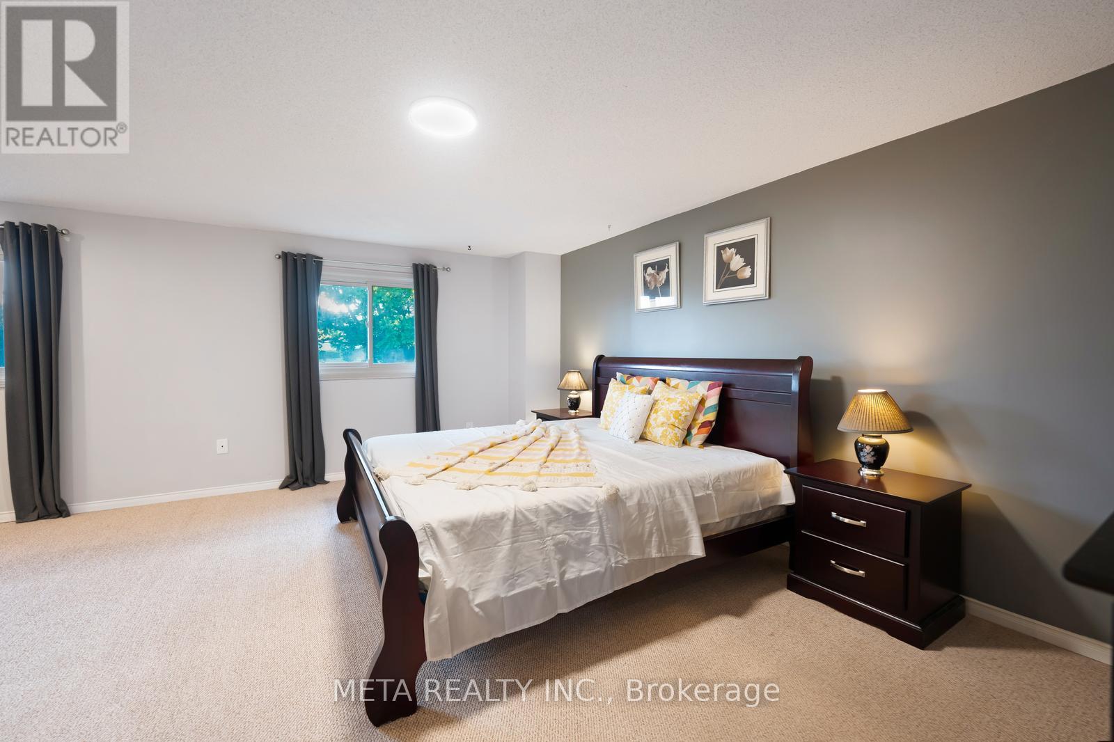 12 HEAVER DRIVE - 19