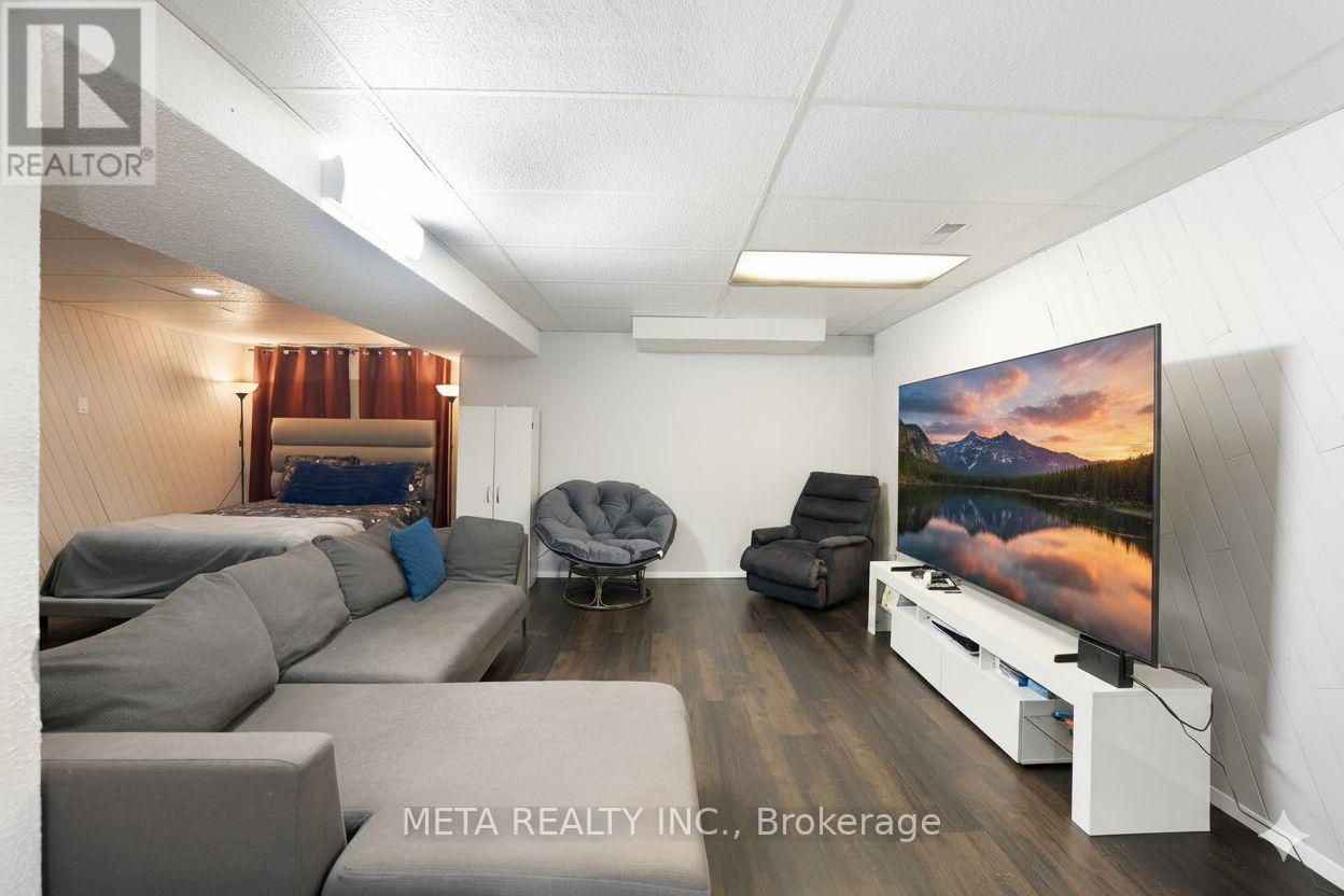12 HEAVER DRIVE - 29